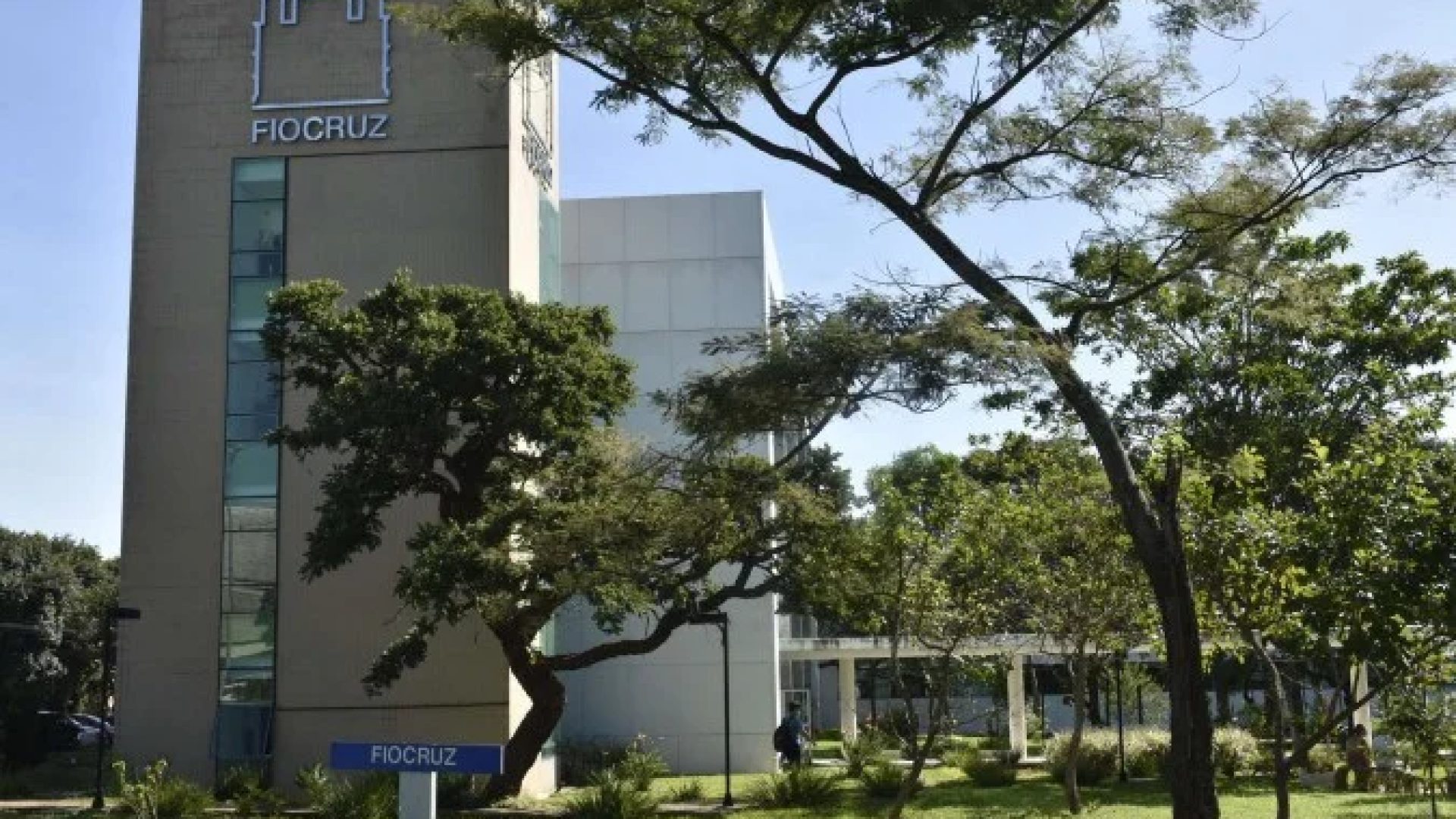 A Justiça entendeu que as postagens ultrapassaram a crítica constitucional e configuraram uma campanha de desinformação com potencial de risco à saúde coletiva -  (crédito: Rodrigo Méxas / Fiocruz)