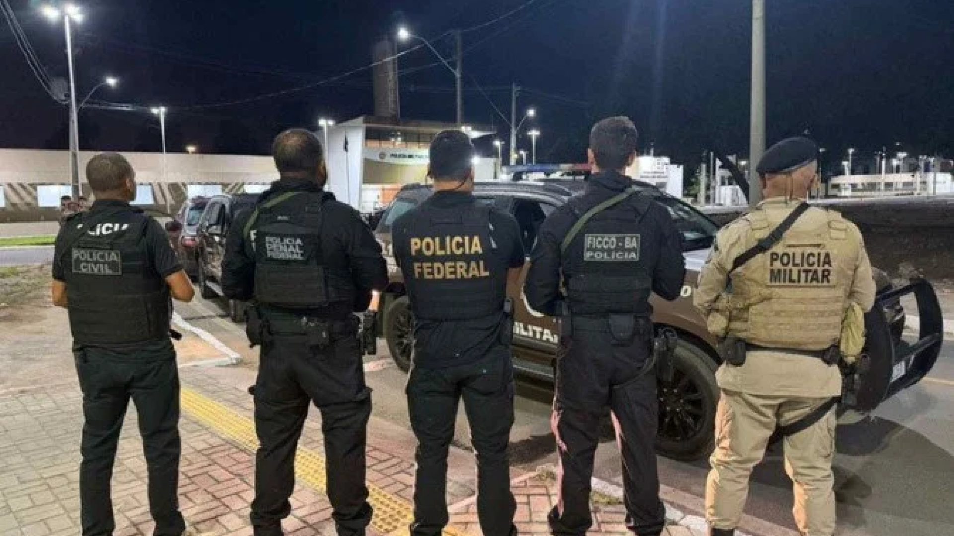 PF mira facções e cumpre 112 mandados de prisão em 15 estados