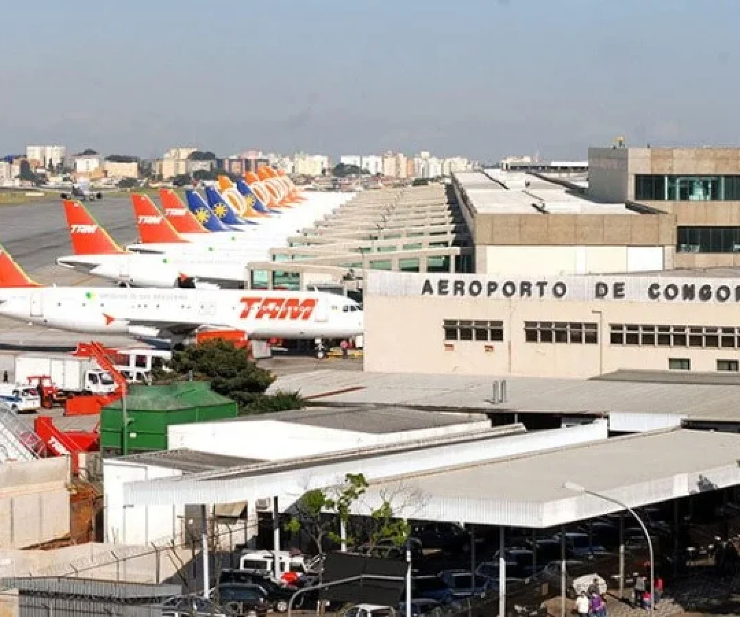 O Aeroporto de Congonhas deu início às operações desta quinta-feira (11/12), com pelo menos 11 voos cancelados -  (crédito: Valter Campanato - Agência Brasil)
