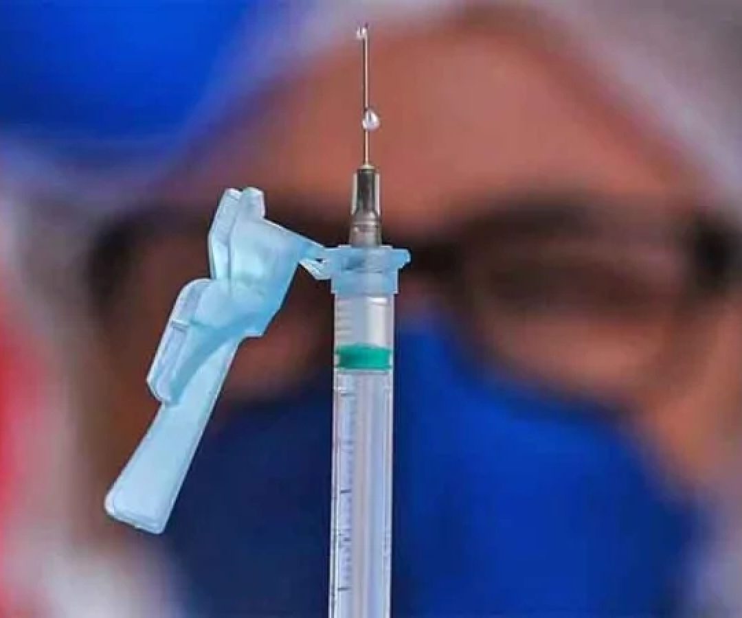 A decisão estende ainda a indicação da vacina para crianças, adolescentes e adultos de 9 a 45 anos, faixa etária em que o imunizante já é recomendado para outros desfechos clínicos relacionados ao HPV -  (crédito:  Freepik)