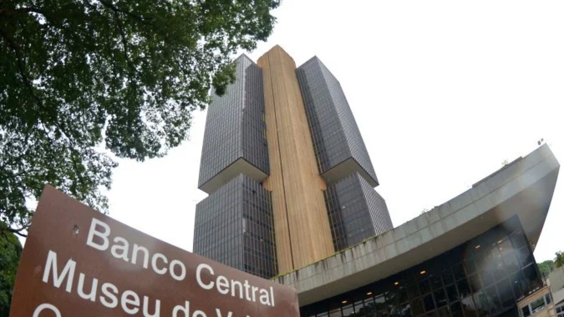A Associação Nacional dos Auditores do Banco Central do Brasil (ANBCB) afirma que não enxerga coerência na medida e que a determinação gerou insatisfação interna -  (crédito:  Ed Alves CB/DA Press)