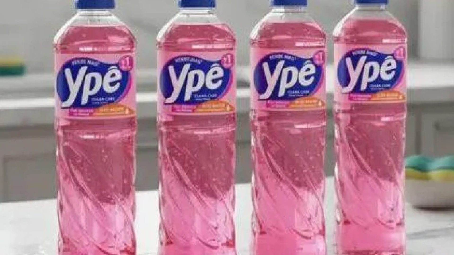 Anvisa suspende fabricação e manda recolher produtos da Ypê com lote específico por risco de contaminação -  (crédito: BBC Geral)