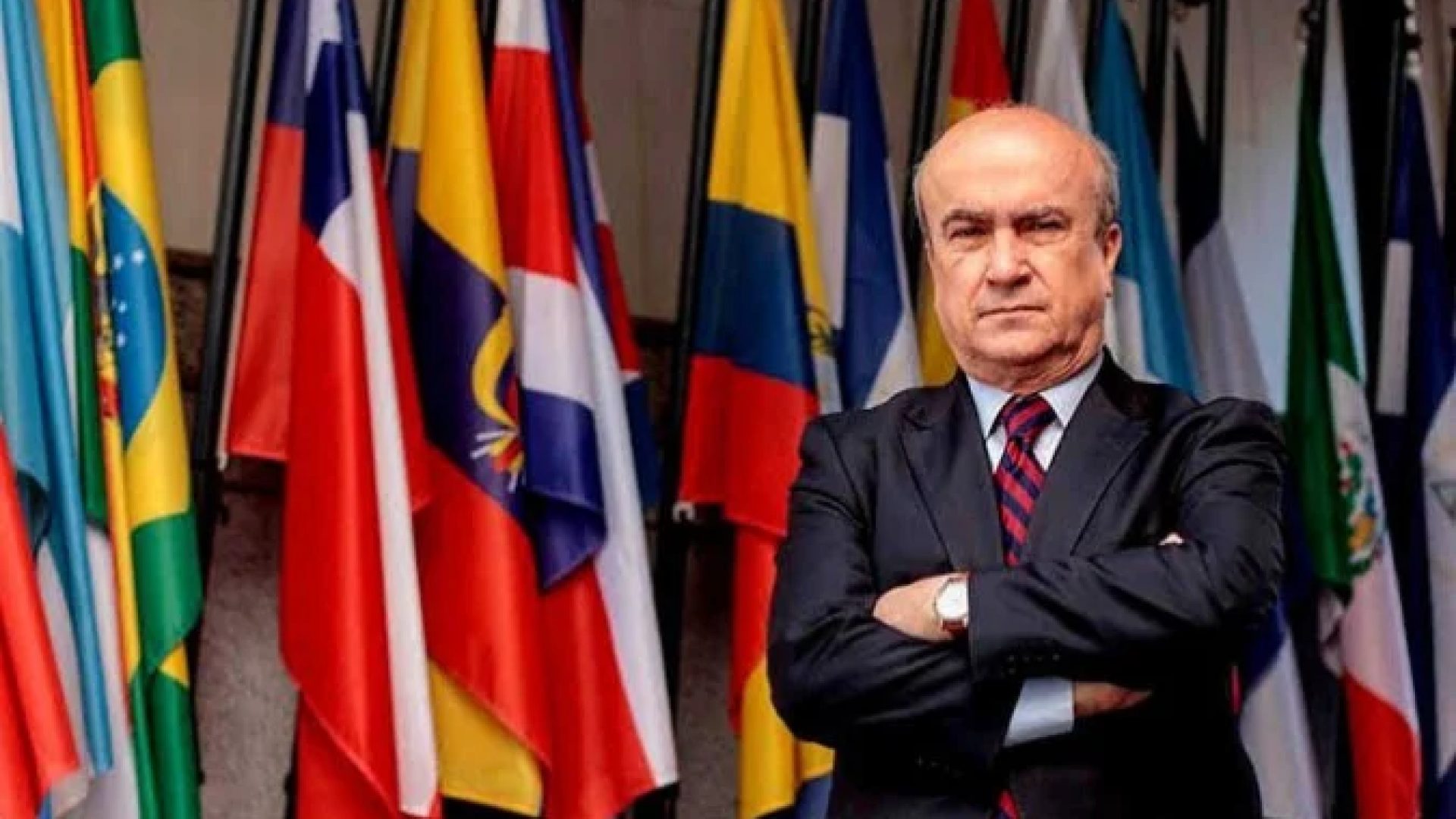 'Quanto mais democrático um país, mais apoia a educação', diz Jabonero