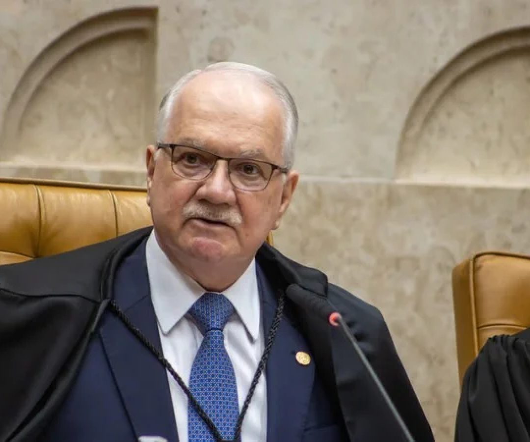 Fachin afirma que democracia exige 'vigilância constante'