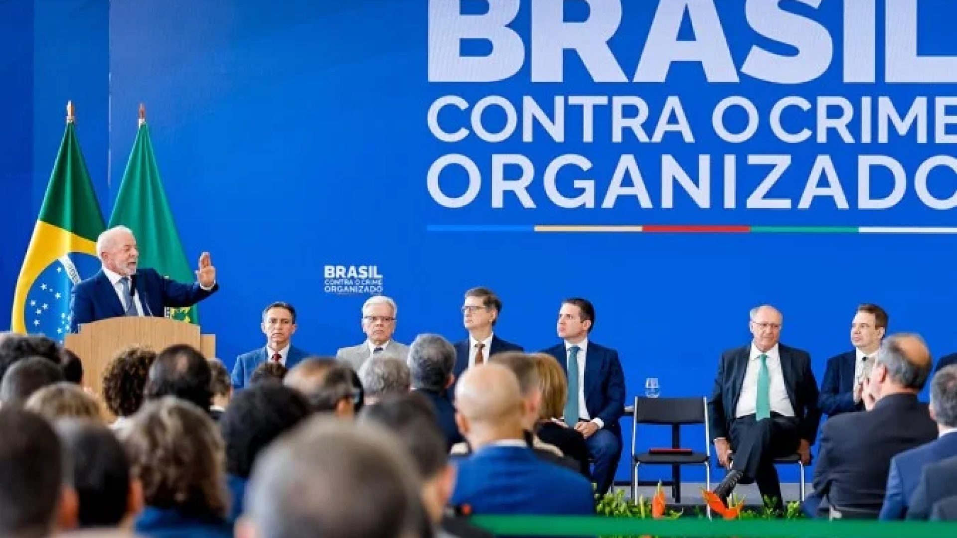 Lula disse a Trump que, para combater o crime organizado, era preciso que brasileiros fossem