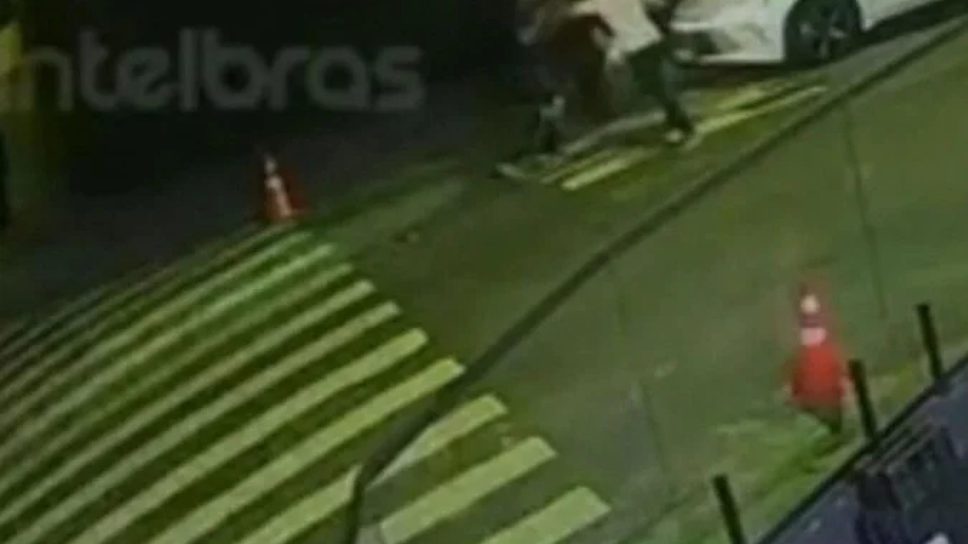 Motorista de aplicativo mata passageiro após vômito em carro -  (crédito: Reprodução)