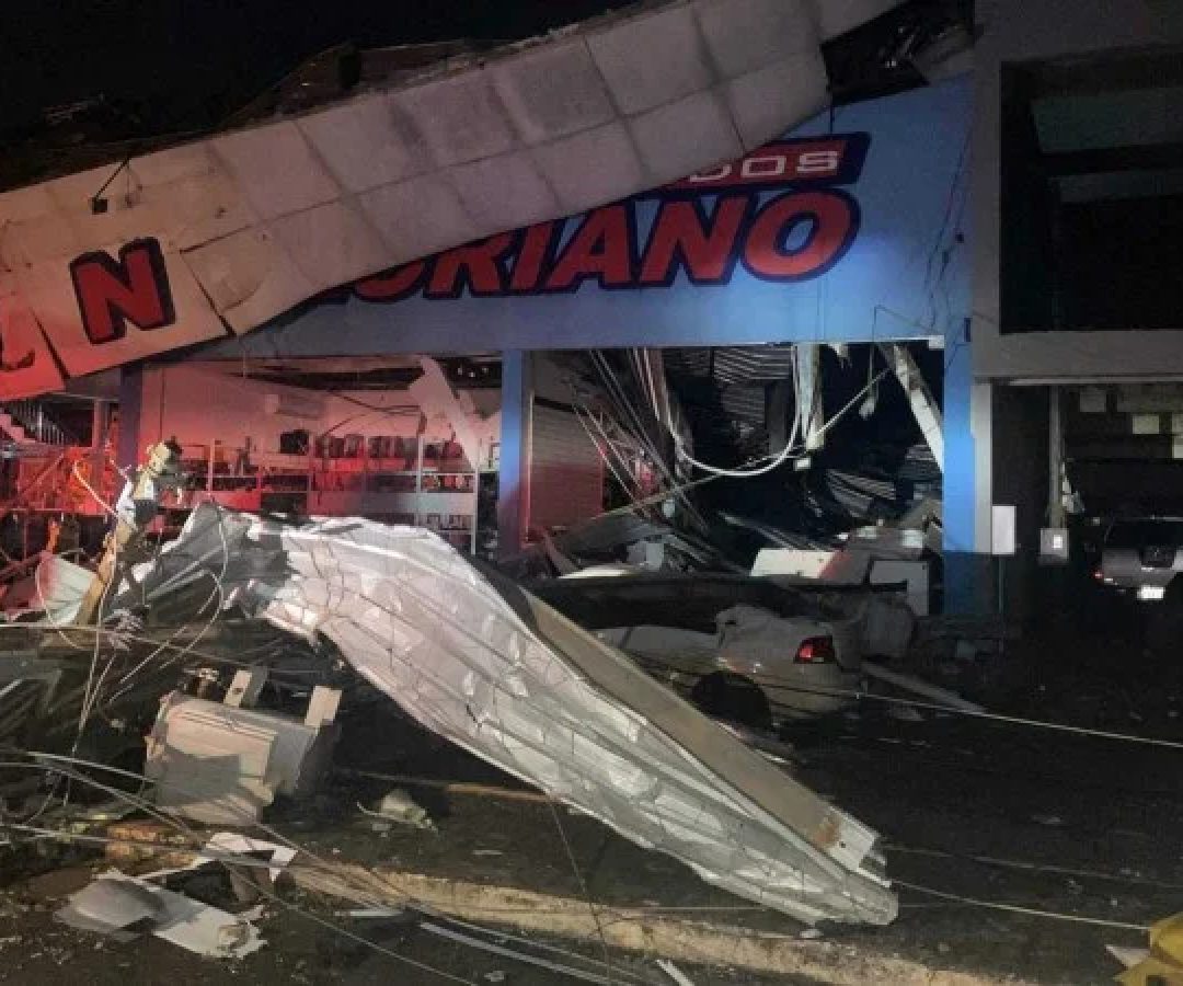 Uma das mais impactadas pelo temporal, a cidade de Rio Bonito do Iguaçu registrou ventos acima dos 250 km/h -  (crédito: Handout / Parana State Government / AFP)