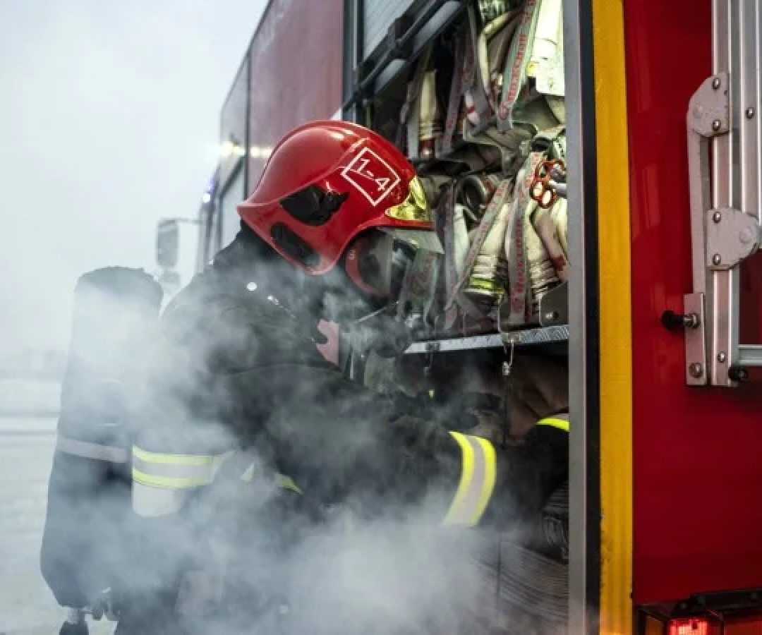 Incêndio na região central de São Paulo mobiliza bombeiros e Defesa Civil -  (crédito: Freepik)