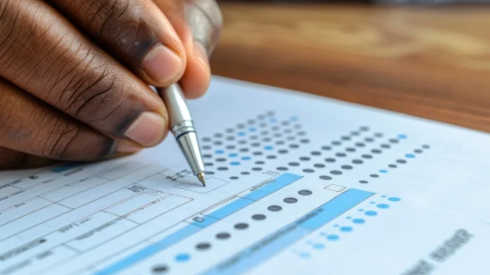 Assembleia Legislativa de Goiás oferece 101 vagas e salários de R$ 10 mil