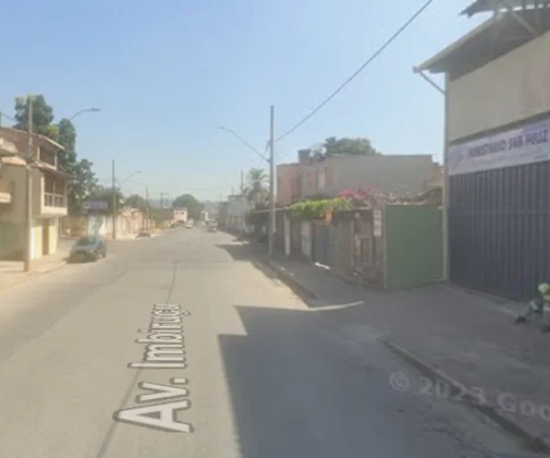 Um dos suspeitos morreu no local. O outro foi ferido e encaminhado ao Hospital Municipal de Contagem -  (crédito: Google Street View/Reprodução)