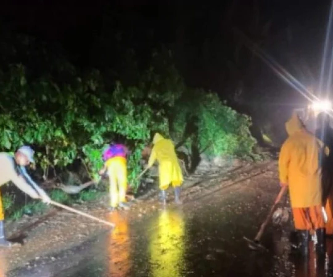 Em seis horas, choveram mais de 200 milímetros na cidade de Angra dos Reis -  (crédito: Reprodu&ccedil;&atilde;o/ Instagram/ @prefeituraangra)
