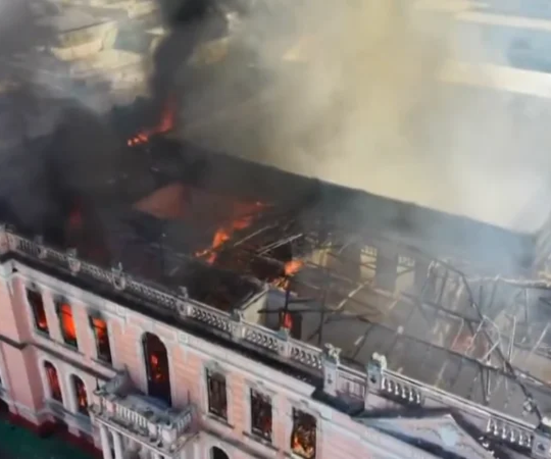 As causas do incêndio serão investigadas pela Polícia Científica e pela Polícia Civil do Estado -  (crédito: G1 )