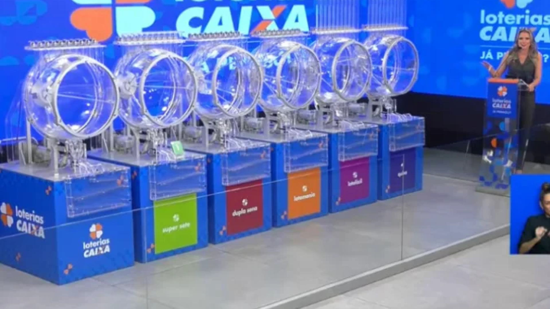 Caixa Econômica Federal sorteia loterias desta sexta-feira (10/4) -  (crédito: Reprodução / YouTube / Caixa Econômica)