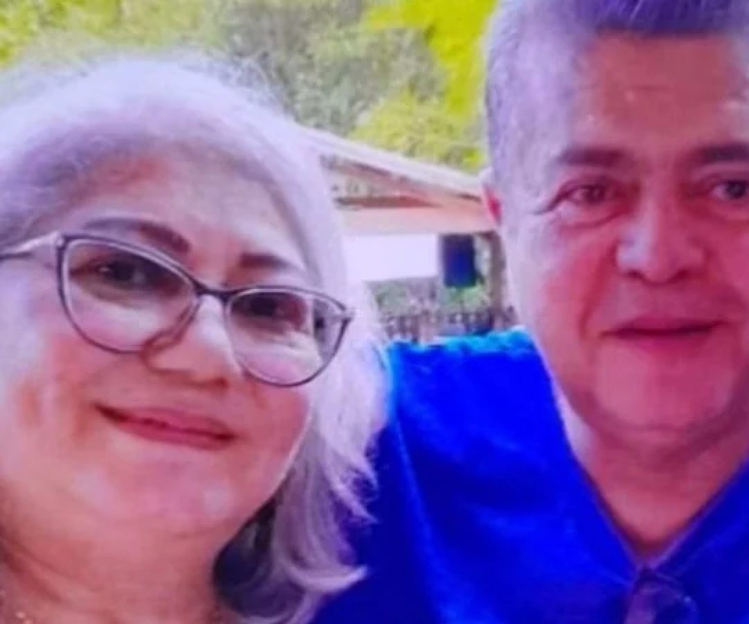 Homem arrastado por enxurrada é encontrado, busca por mulher continua