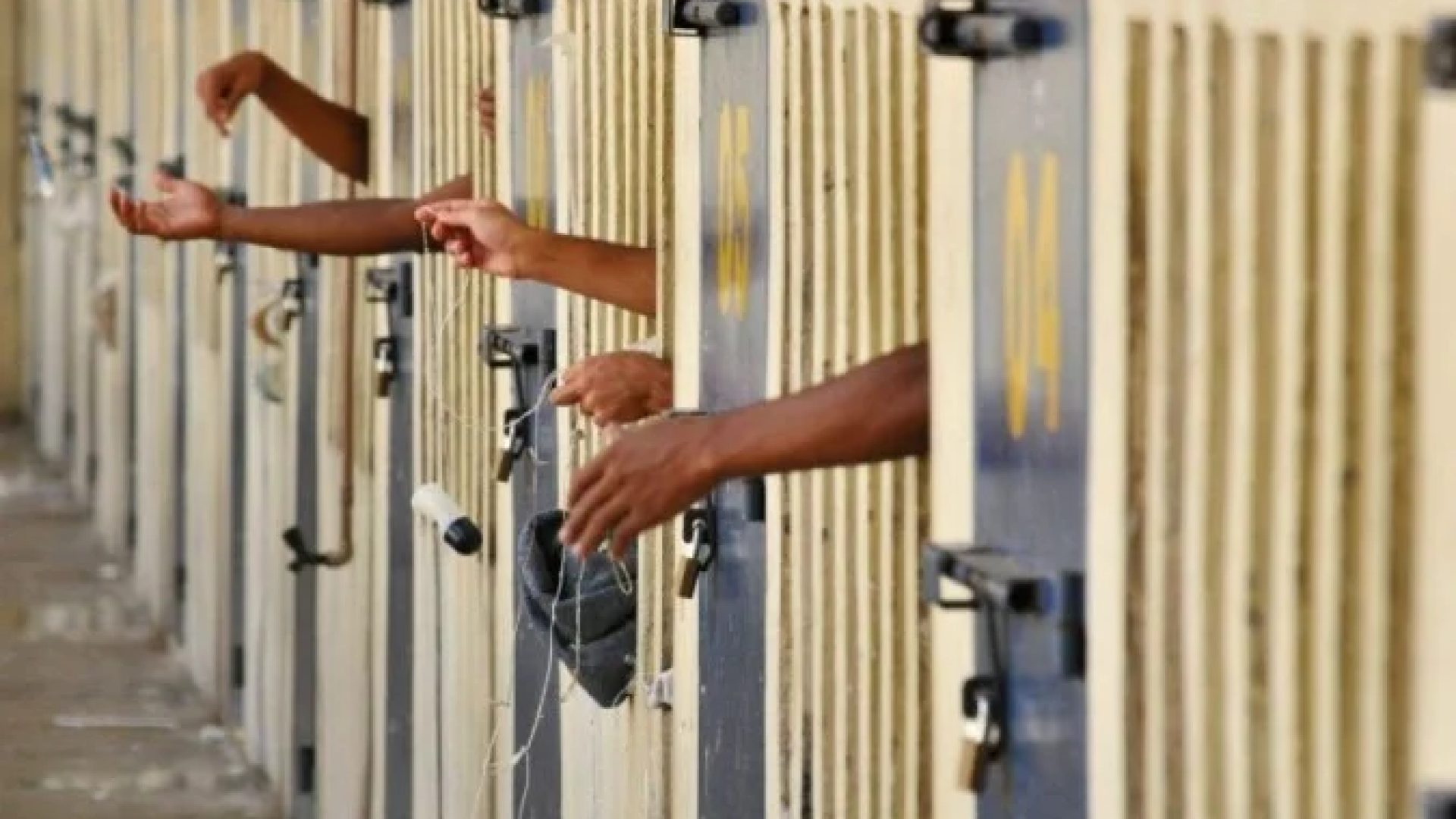 Redução é defendida por 90% dos brasileiros, segundo levantamento Real Time Big Data. Tema voltou a ser discutido em ano eleitoral -  (crédito: Breno Fortes/CB/D.A Press)