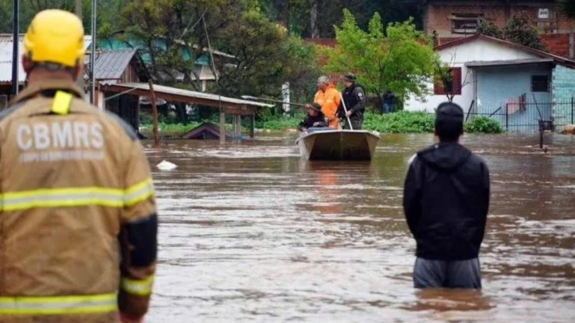 A previsão aponta acúmulo de chuvas superiores a 60 mm em apenas uma hora, podendo ultrapassar 100 mm ao longo do dia em algumas localidades -  (crédito:  Divulgação/Prefeitura de Passo Fundo)