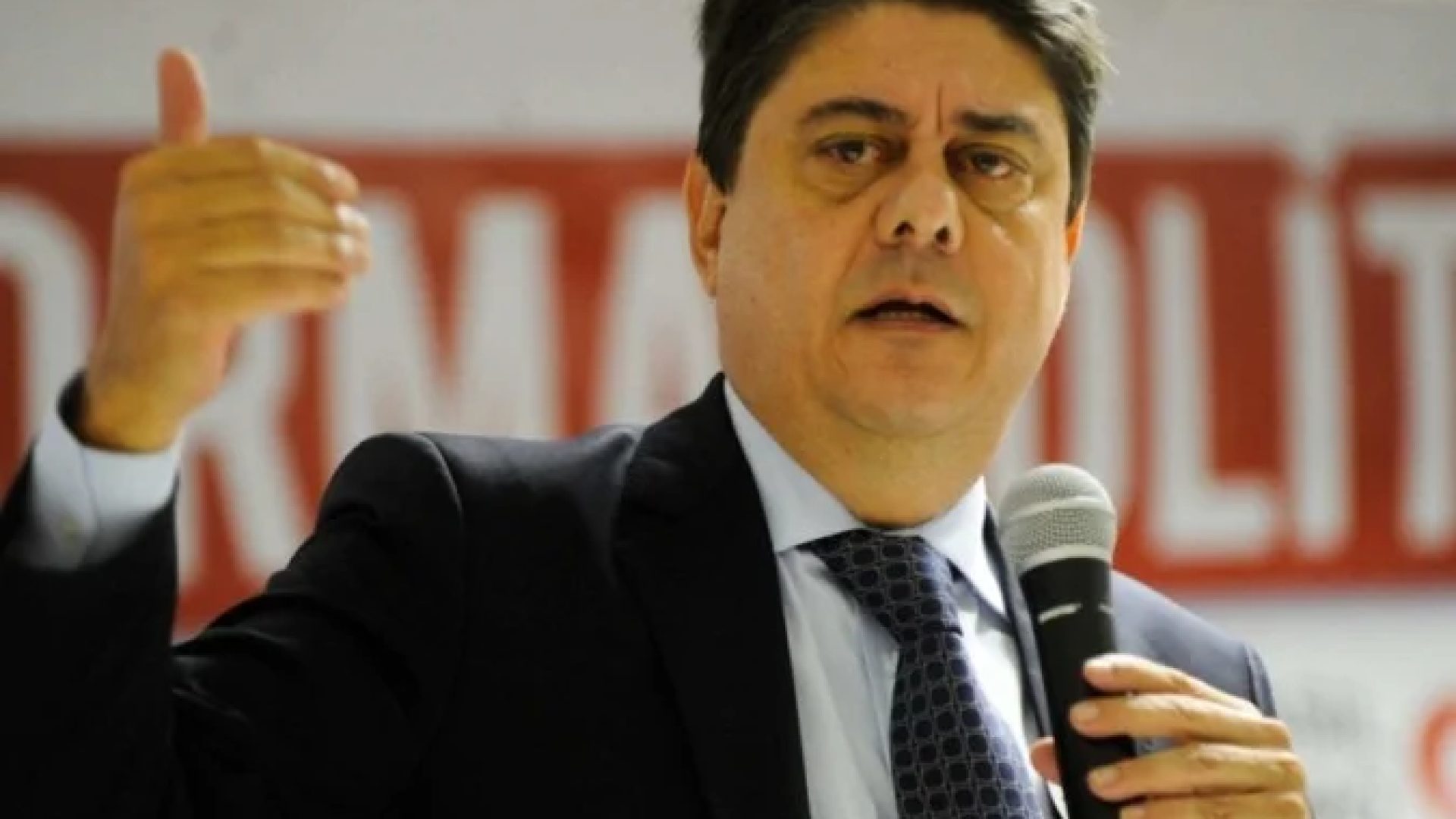 Presidente da ANS quer restringir cancelamento de planos de idosos