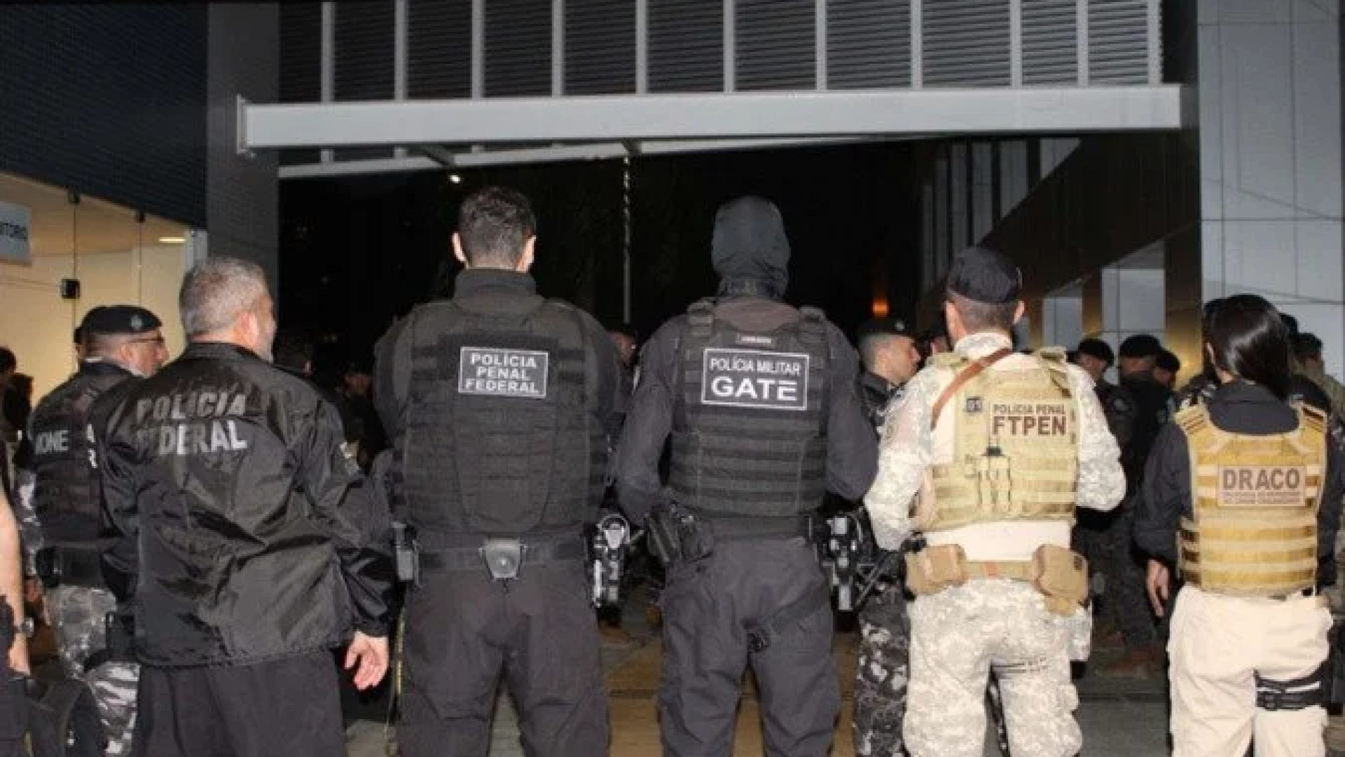 PF mira facções e cumpre 71 mandados de prisão em 16 estados