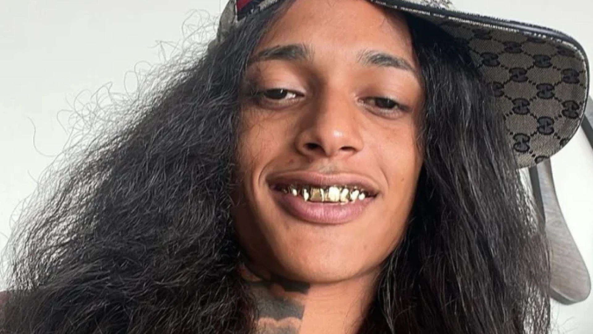 Oruam foi detido em julho do ano passado, após se entregar à polícia do Rio de Janeiro, acusado de tentar impedir uma operação policial em sua casa, zona oeste da capital fluminense -  (crédito: TMJBrazil)