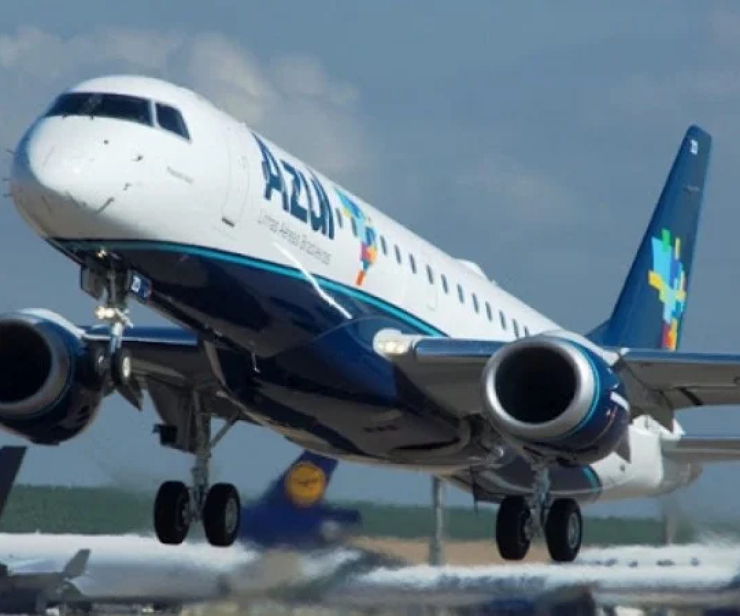 O avião da Azul foi autorizado a alinhar e decolar enquanto a aeronave da Gol fazia aproximação e aguardava autorização de pouso. -  (crédito: Divulgação/Secretaria de Turismo do Maranhão)