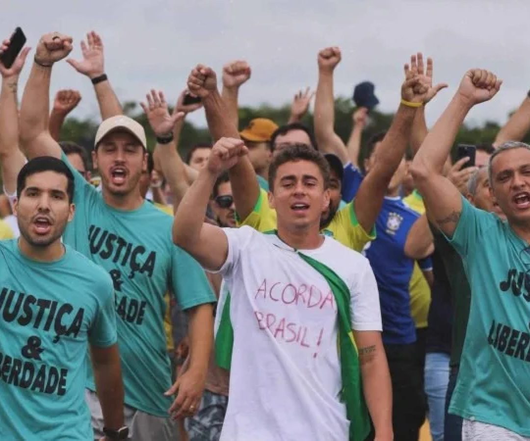 Segundo Nikolas, a mobilização ocorre em defesa do ex-presidente Jair Bolsonaro (PL) -  (crédito: Reprodução/Instagram/@nikolasferreiradm)