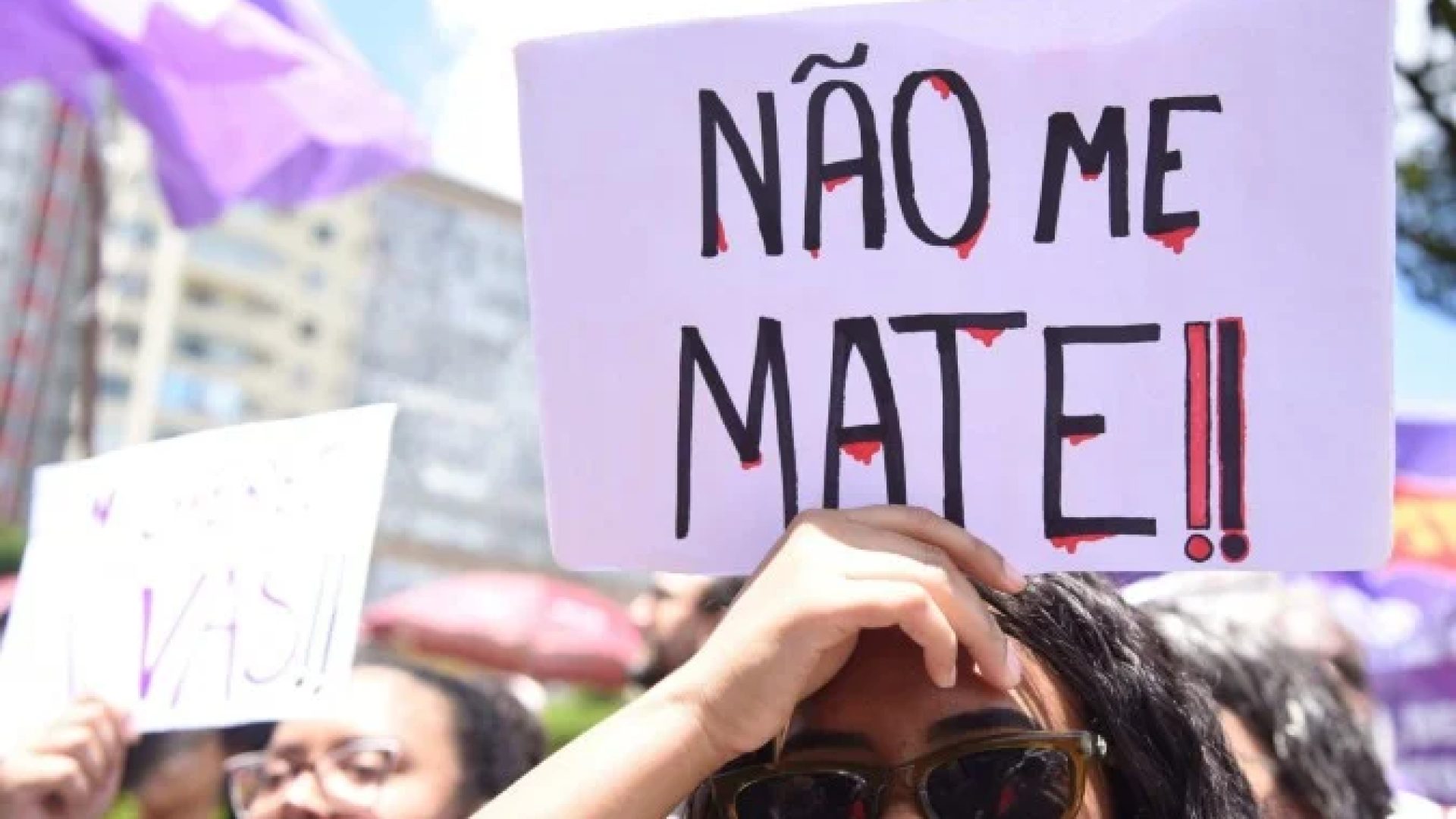 Monitoramento registrou 546 feminicídios e sete transfeminicídios. Quando somados aos homicídios de mulheres, o total chega a 1.004 mortes nas UFs analisadas -  (crédito:  Gladyston Rodrigues/EM)