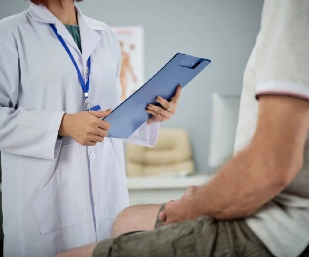 A norma estabelece um teto nacional de R$ 180 para o valor total dos exames exigidos para a obtenção e renovação da CNH -  (crédito: Reprodução/Freepik)