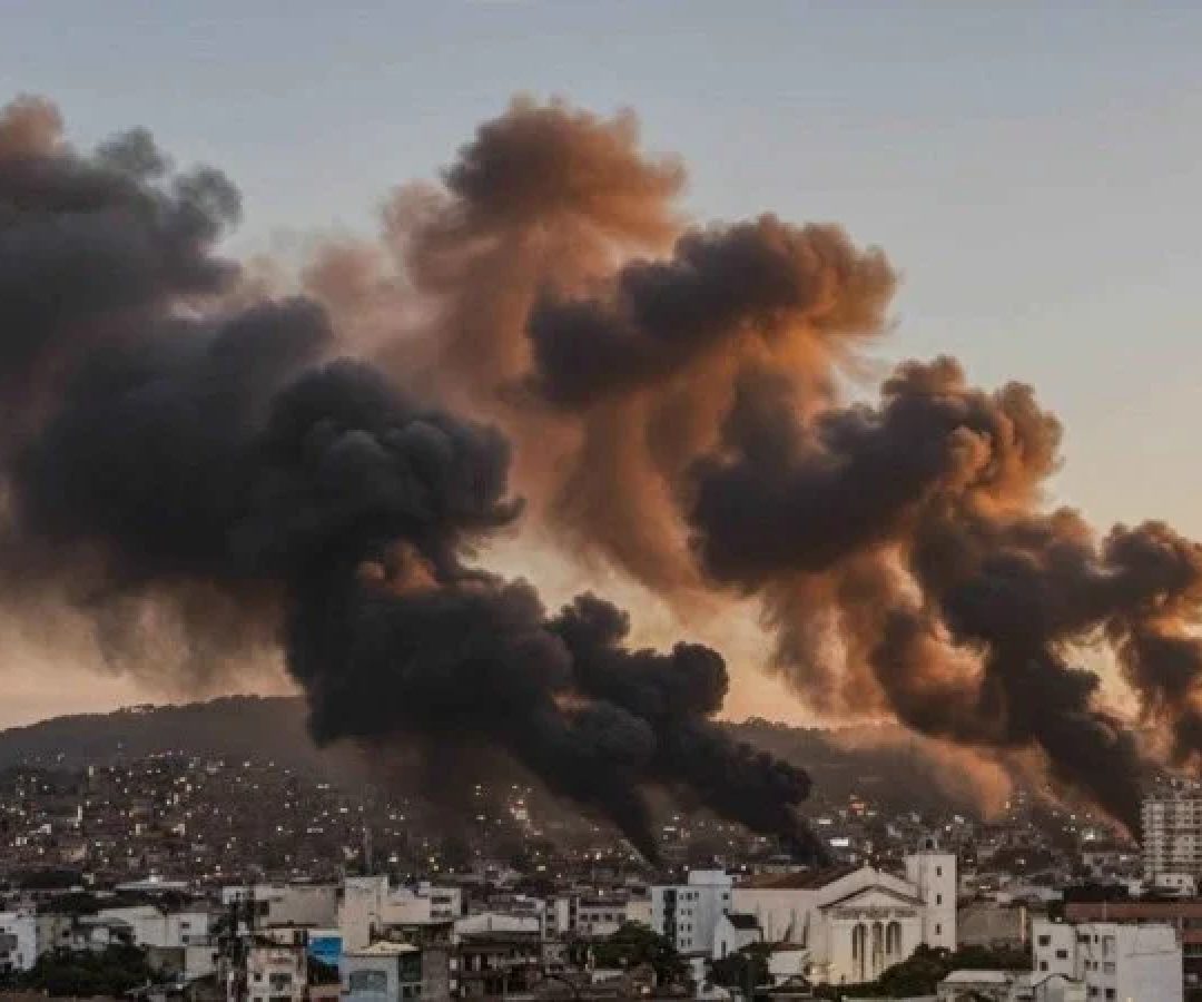 Os agentes foram filmados cometendo crimes pelas câmeras corporais enquanto agiam na megaoperação contra o Comando Vermelho -  (crédito:  RS/Fotos Públicas)