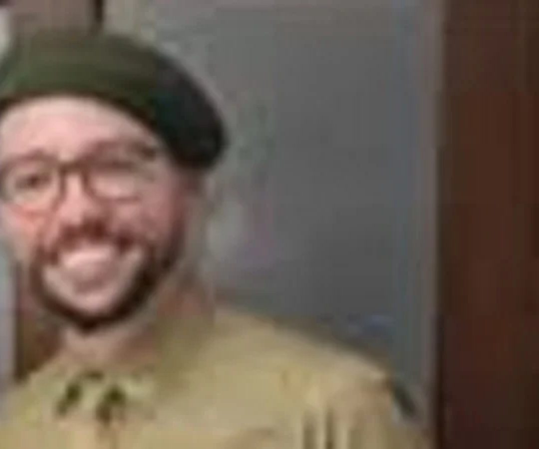Antes de se passar por major, homem tinha sido preso por fingir ser médico -  (crédito: Redes sociais)
