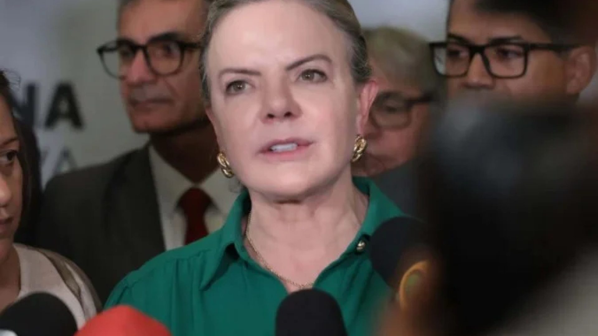 Governo avalia liberar FGTS para vítimas de tornado no Paraná, diz Gleisi -  (crédito: Gil Ferreira/Presidência da República)