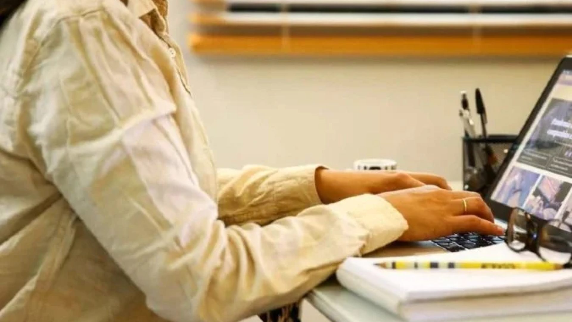 As vagas seguem a política de ações afirmativas do IBGE, com reserva de 25% para pessoas pretas e pardas, 5% para pessoas com deficiência, 3% para indígenas e 2% para quilombolas -  (crédito: Marcelo Camargo/Agência Brasil)