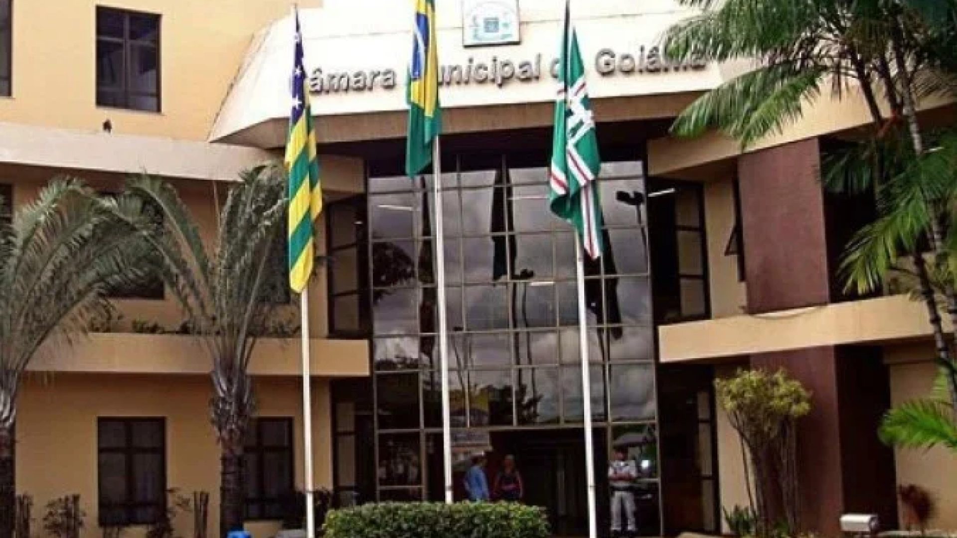 O certame visa o preenchimento de 54 vagas no quadro de servidores efetivos -  (crédito: Reprodução/ Câmara de Goiânia)