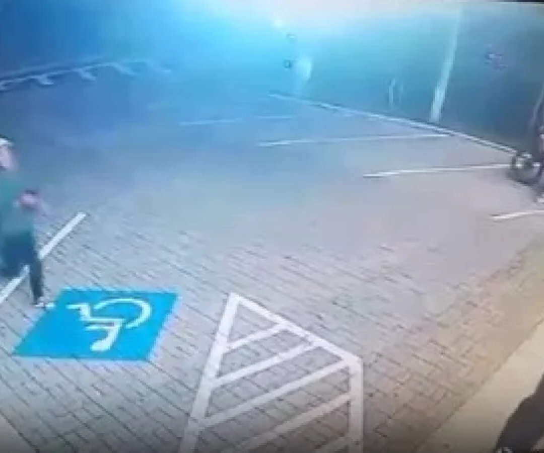 O caso foi registrado como latrocínio no 89º Distrito Policial (Jardim Taboão), que solicitou apoio do Departamento de Homicídios e de Proteção à Pessoa (DHPP). As investigações seguem em andamento -  (crédito: Reprodução)