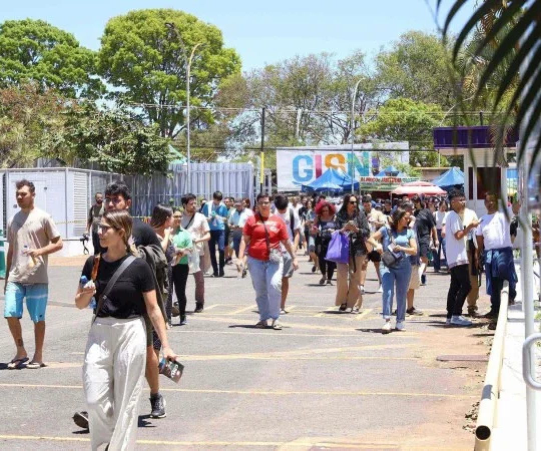 Para consultar as informações, os participantes devem acessar o site da Fundação Getulio Vargas (FGV) Conhecimento, banca responsável pelo certame. -  (crédito:  Mariana Campos/CB/D.A Press)