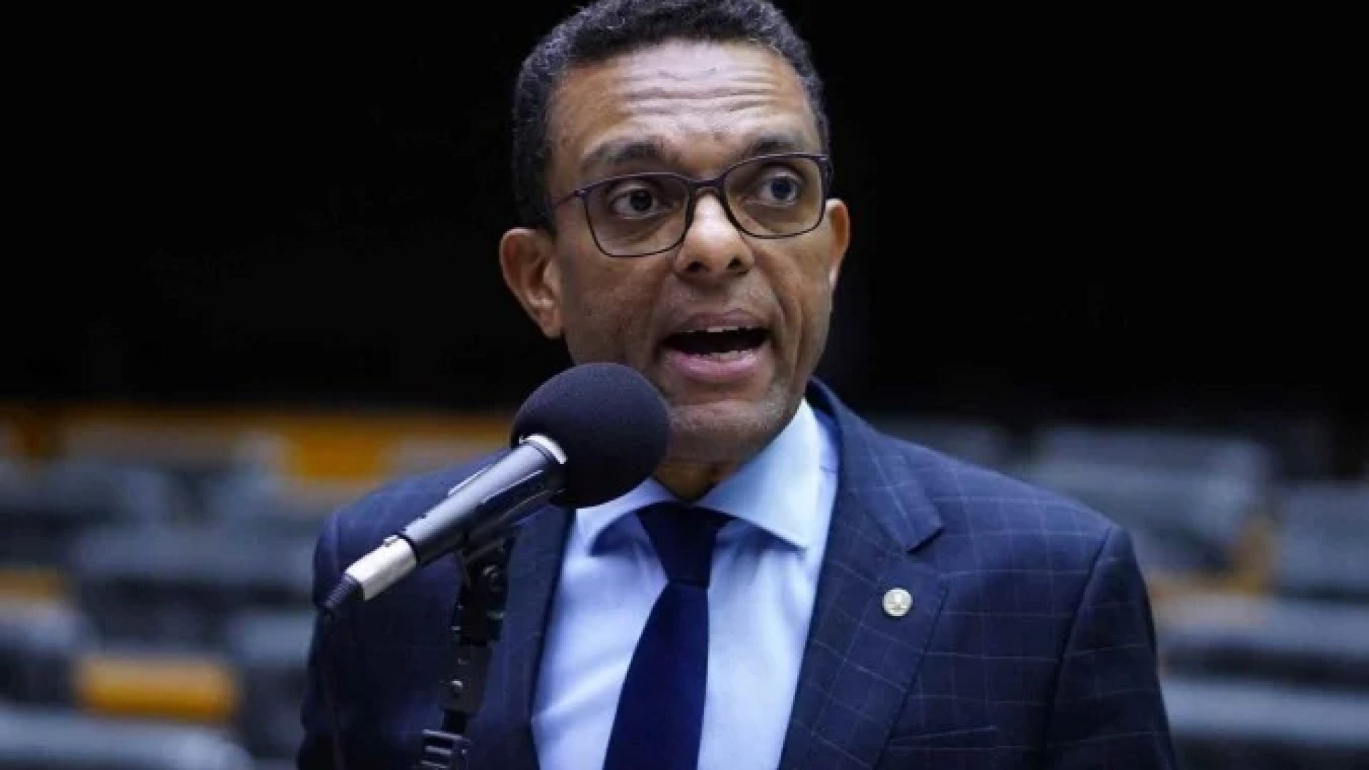 Deputado afirma que quatro mortos em operação no Rio eram filhos de fiéis de sua igreja