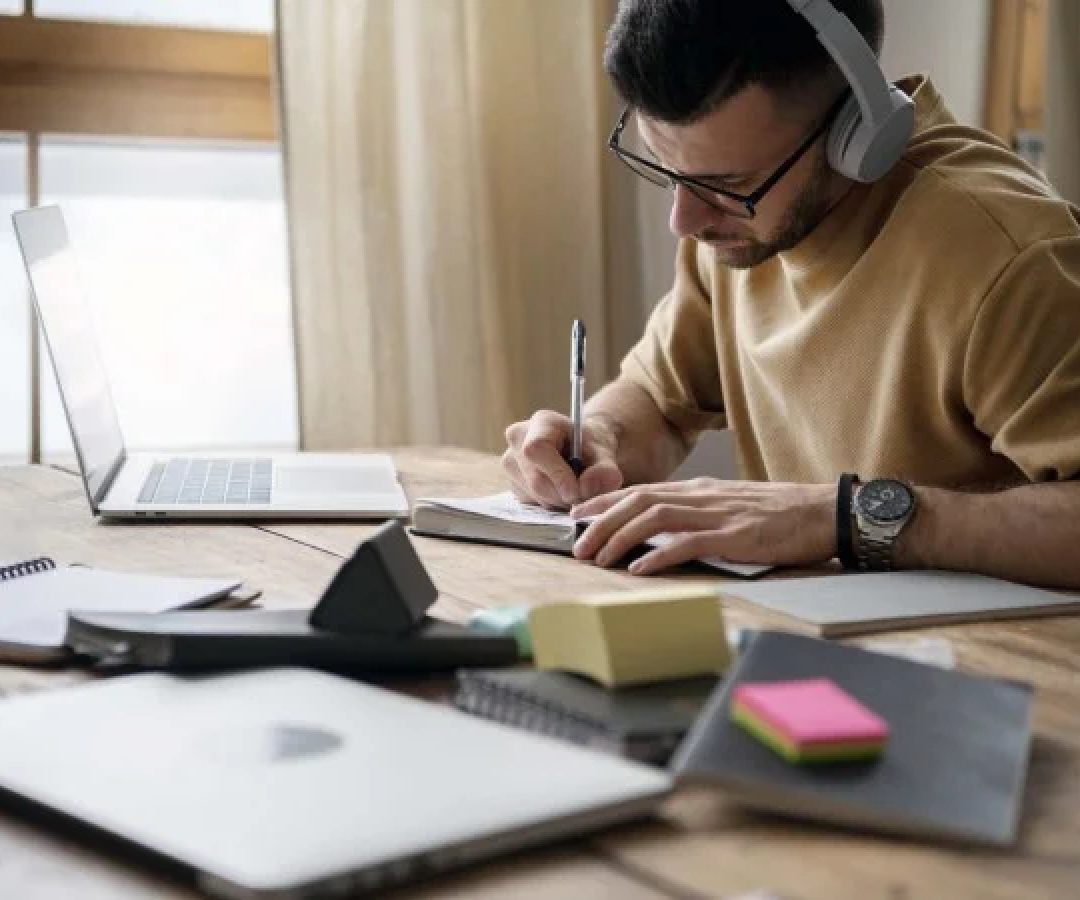 Com a prova marcada para 8 de março, os concorrentes têm pela frente apenas seis semanas de preparação -  (crédito: Reprodução/Freepik )