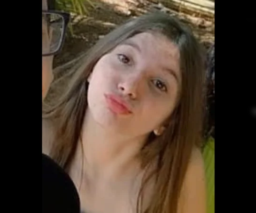 J&uacute;lia Maia Benevenuto, de 13 anos, est&aacute; desaparecida desde s&aacute;bado (17/01) -  (crédito: Arquivo pessoal)