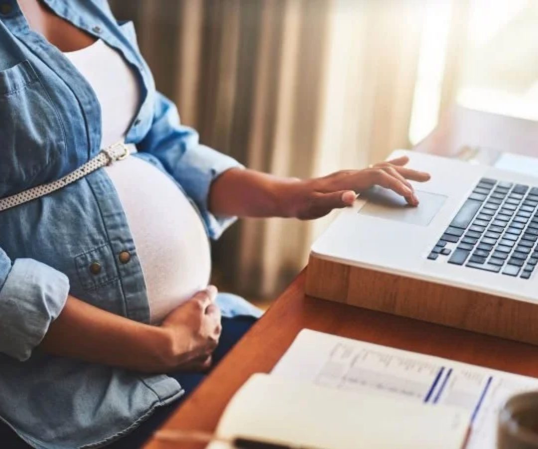 A falta de informação, somada à burocracia e à insegurança sobre regras e prazos, tem feito com que muitas mulheres deixem de solicitar o benefício -  (crédito: Reprodução/Canva)
