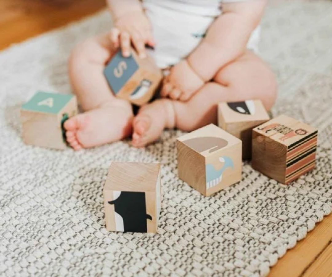 Marco Legal da Primeira Infância completa 10 anos. Apesar dos avanços registrados na última década, indicadores sociais mostram que o acesso a direitos básicos ainda é profundamente desigual -  (crédito: Canva/Reprodução)