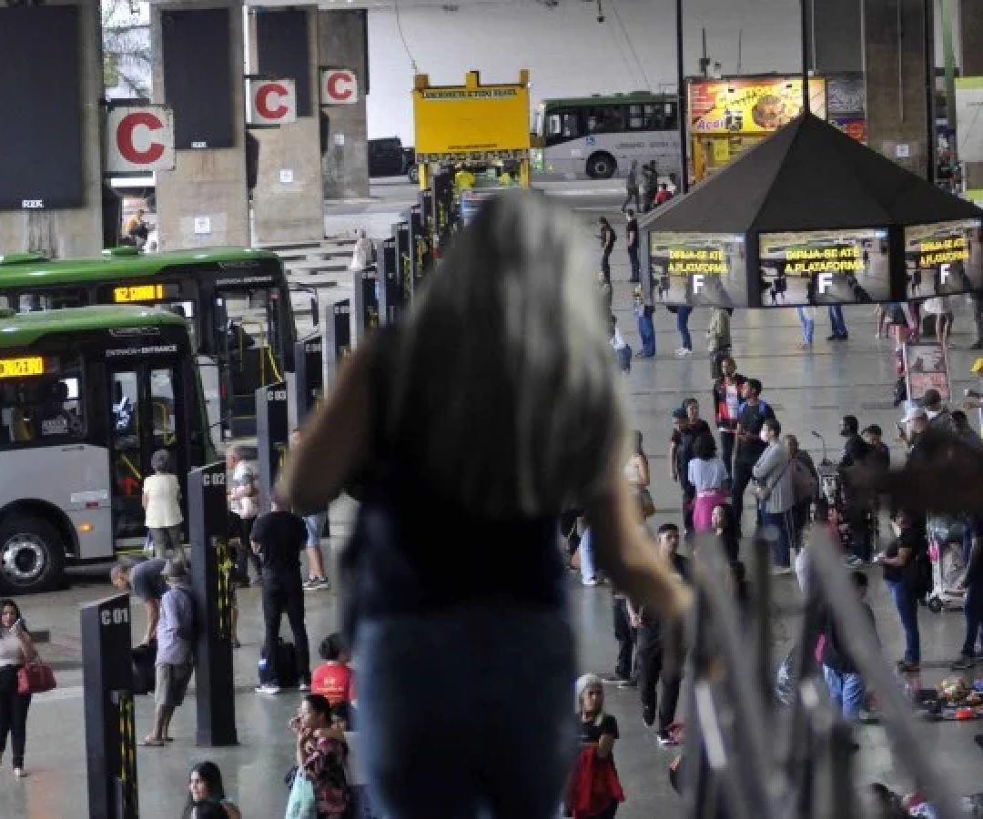 Segundo o levantamento, 83% da população acredita que o próximo ano será melhor do que o que se encerra, o equivalente a cerca de 135 milhões de pessoas -  (crédito: Minervino Júnior/CB/D.A.Press)
