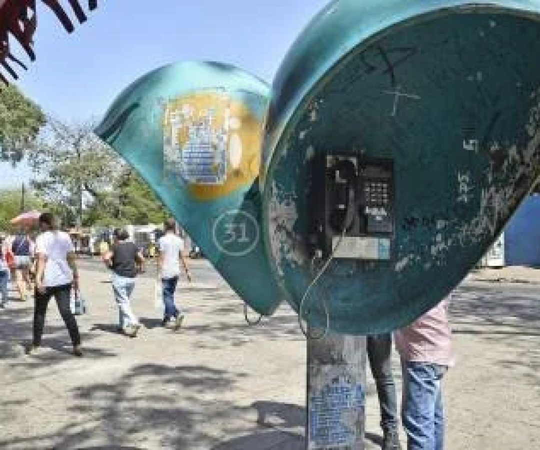 Orelhões serão extintos das ruas brasileiras até o fim de 2028 -  (crédito: Honório  Moreira/OIMP/D.A Press)