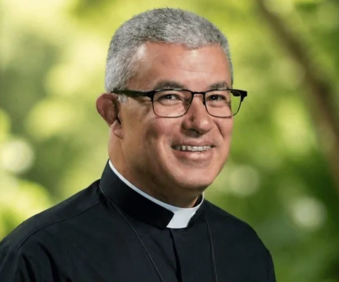 Natural de Itaperuna (RJ), o padre Roger é membro da comunidade desde 2000 -  (crédito: Comunicação Institucional Canção Nova)