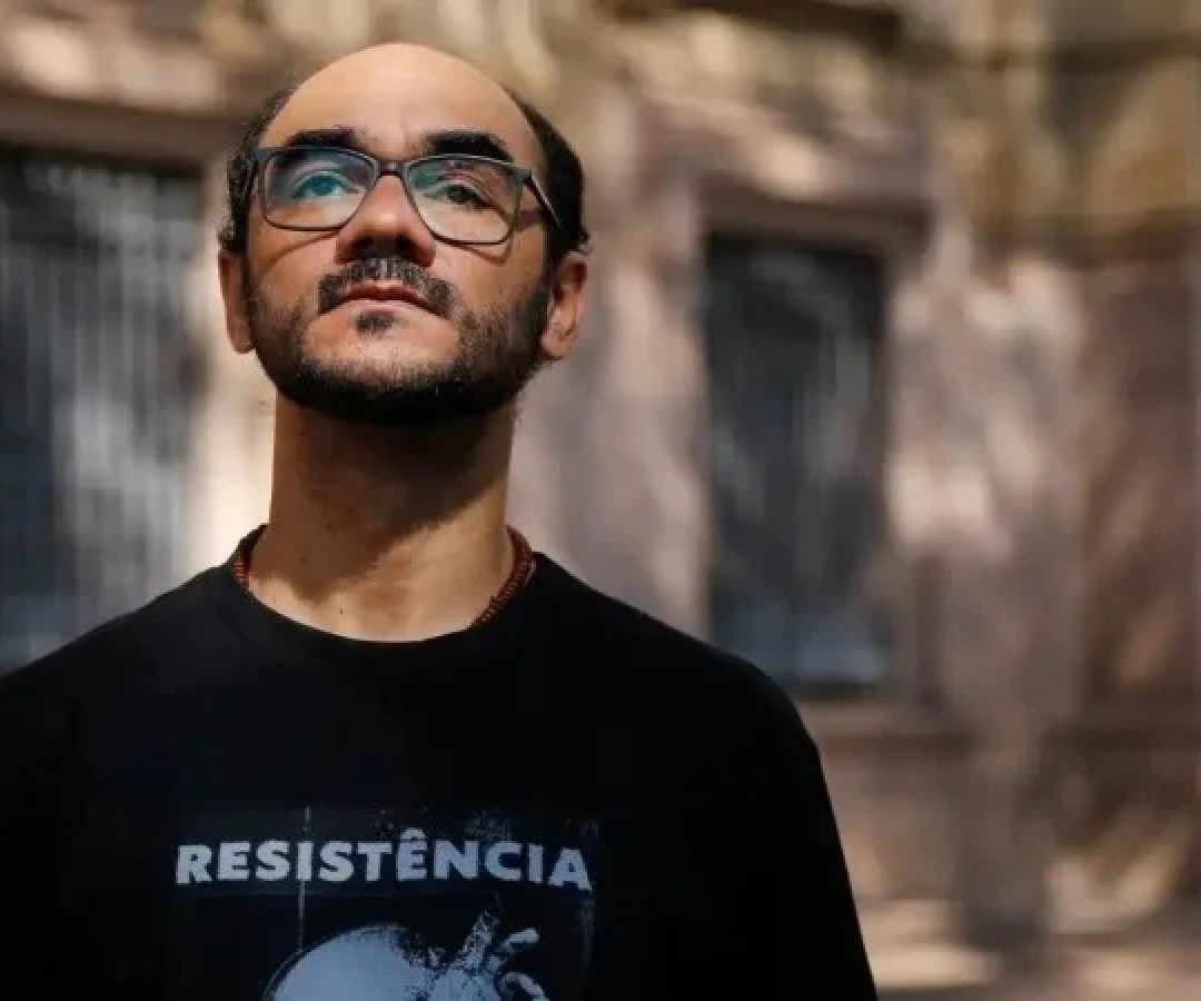 Fotojornalista Sérgio Silva ficou cego de um olho após ser atingido por um tiro de bala de borracha disparado pela Polícia Militar de São Paulo em 2013. -  (crédito: Fernando Frazão/Agência Brasil)