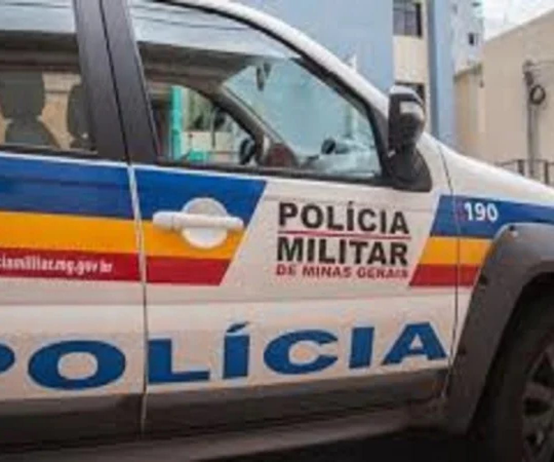 Segundo a Polícia Militar de Minas Gerais, três pessoas foram baleadas, sendo que dois homens morreram -  (crédito: PMMG/Divulga&ccedil;&atilde;o)