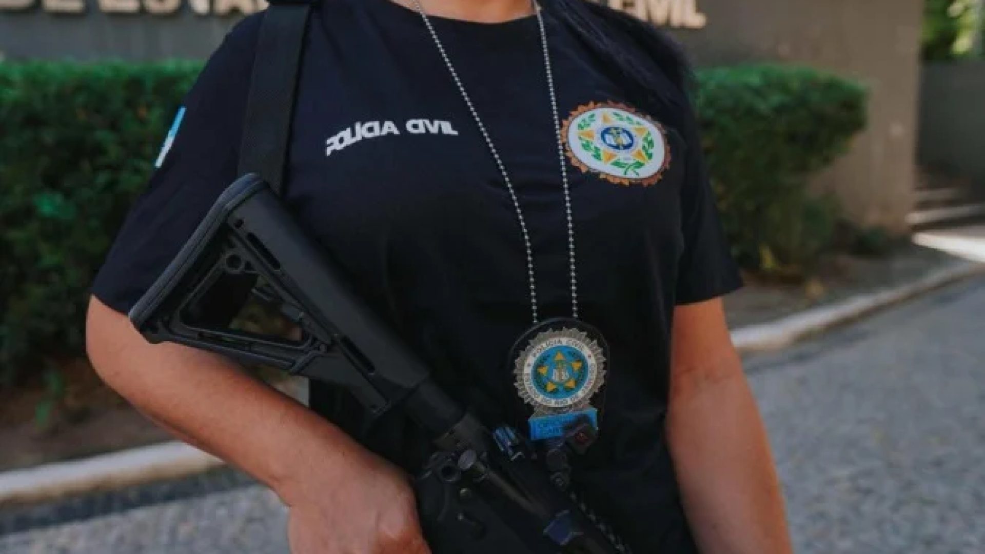 Ao Correio, a Polícia confirmou que uma das vítimas, identificada pela corporação como Marcos Vinícius Gomes Marinho, foi atingida e morreu no local. Outras duas foram levadas com ferimentos a hospitais da rede pública de saúde -  (crédito: Reprodução / Polícia Civil)