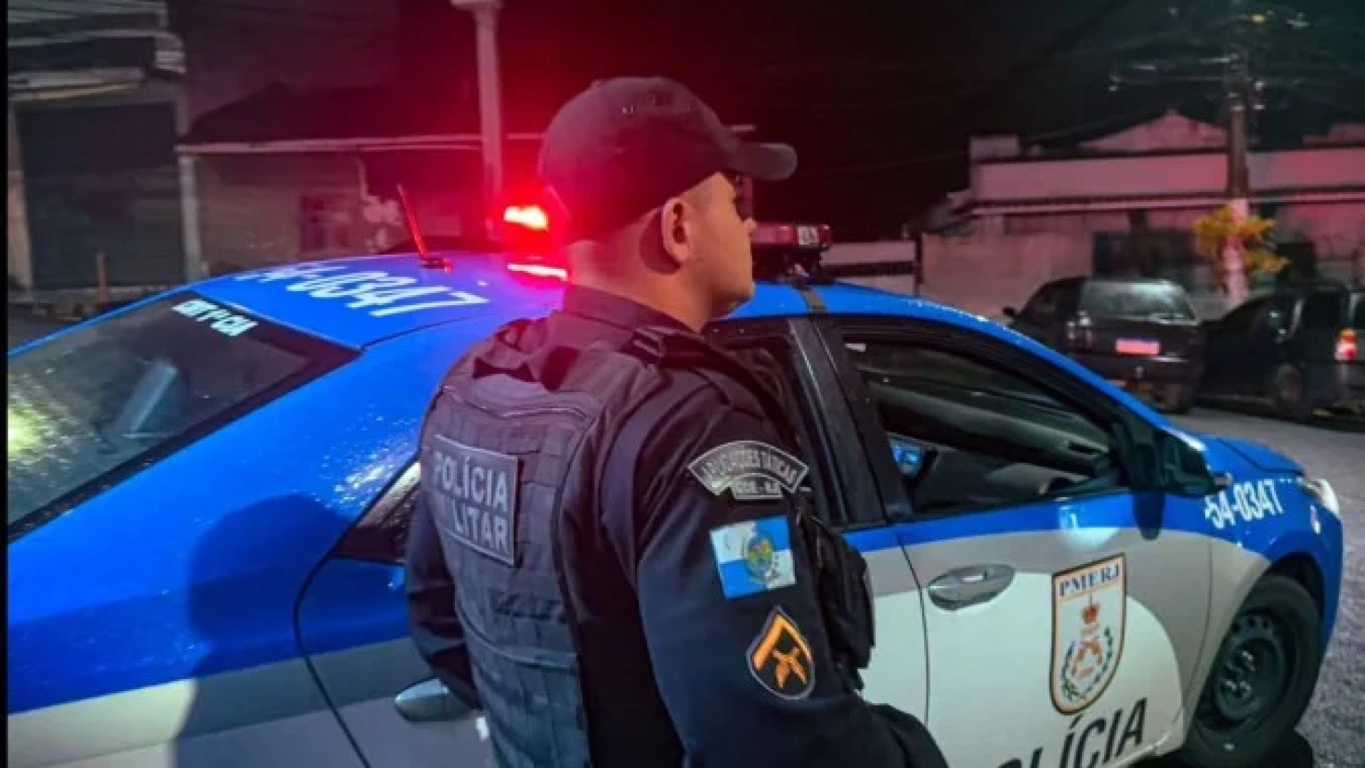 Médica morre baleada durante abordagem policial no Rio