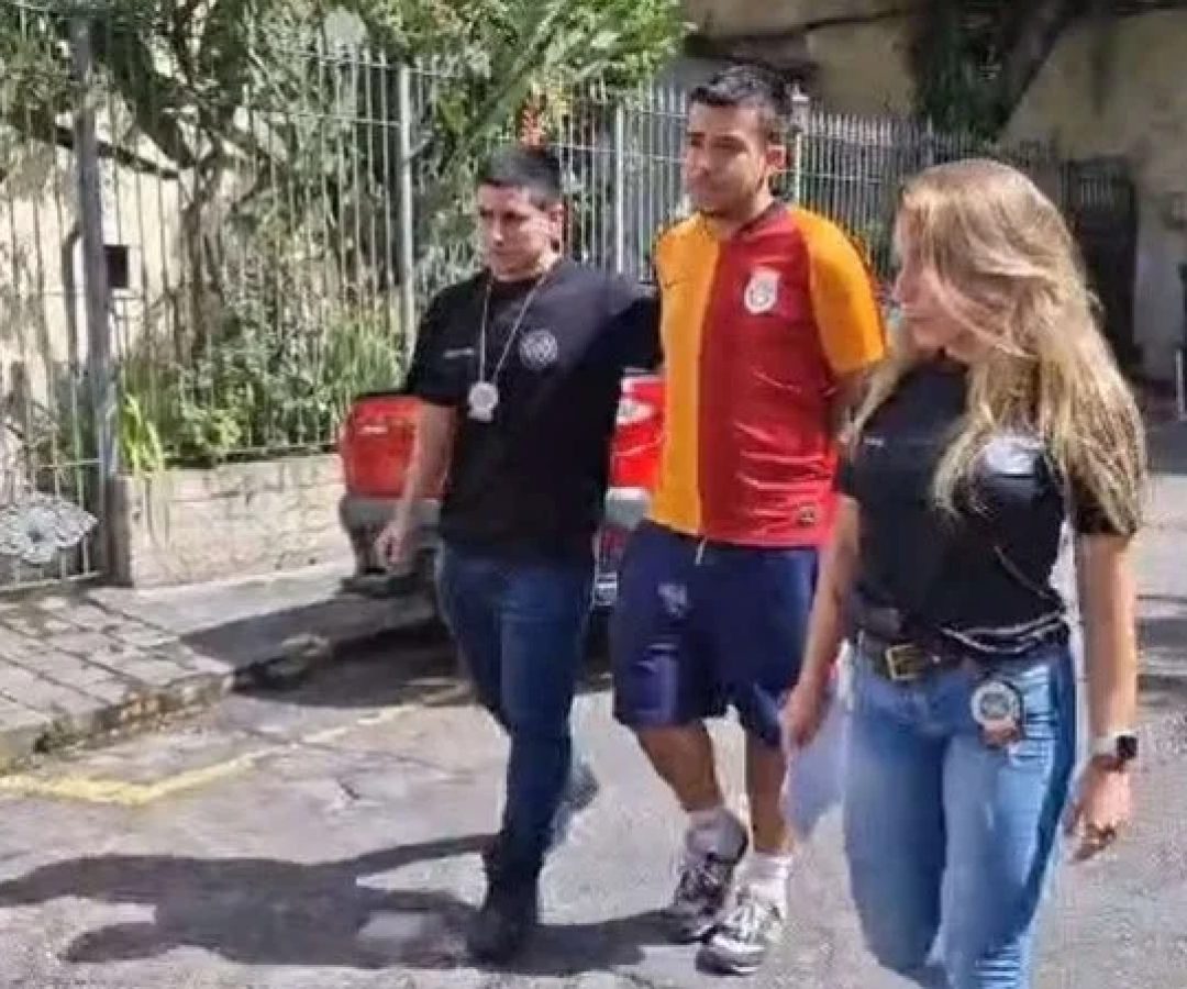 Polícia prende estudante universitário por estupro de adolescente em bar  -  (crédito: Reprodução)