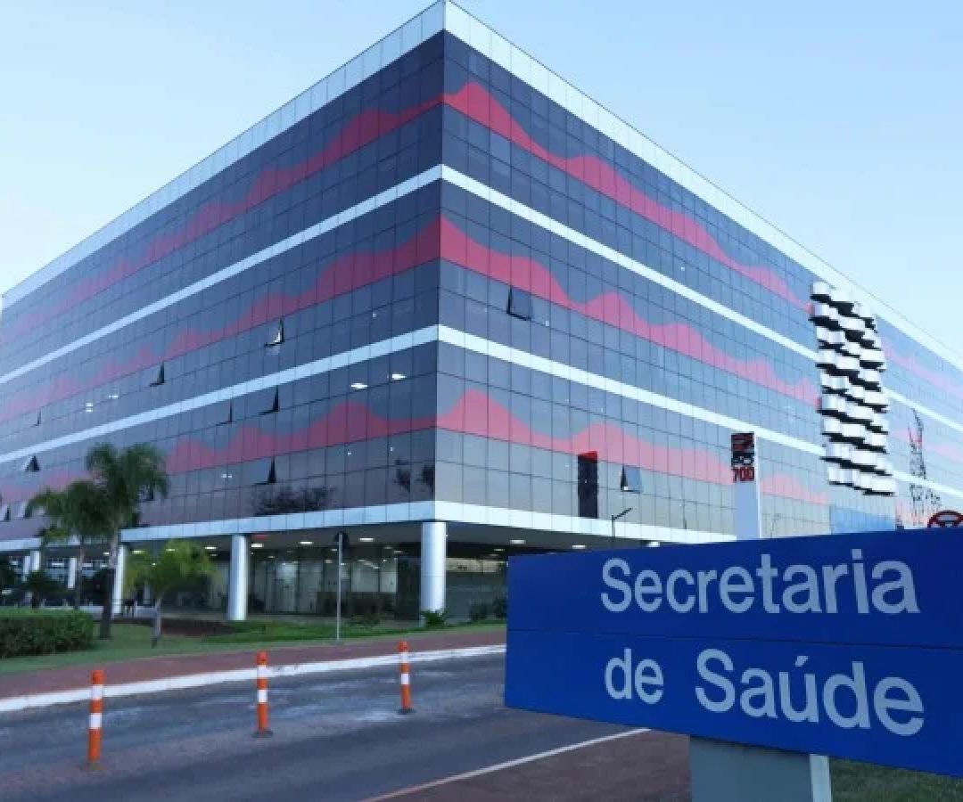 As inscrições devem ser feitas exclusivamente pela internet, por meio do site do Instituto Avalia - banca organizadora do processo seletivo, entre  23 de abril e 5 de maio. A taxa de inscrição é de R$ 26,01 -  (crédito: Sandro Ara&uacute;jo/ Ag&ecirc;ncia Sa&uacute;de DF)
