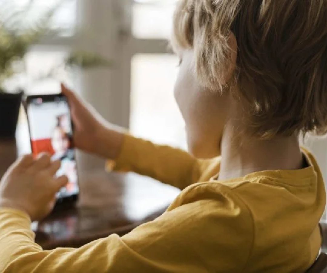 França estuda proibir redes sociais para menores de 15 anos -  (crédito: Reprodução/Freepik)