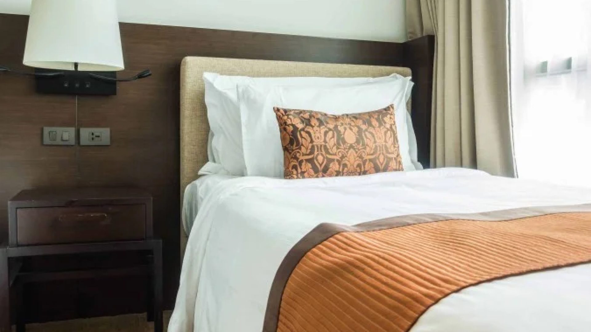 Portaria do Ministério do Turismo deu 90 dias para setor hoteleiro se ajustar a regras -  (crédito:  SIRAPHOL S.)